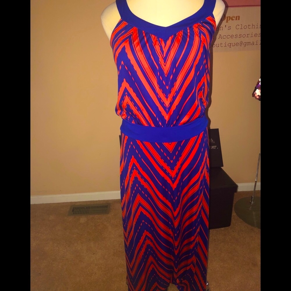 Orange and royal blue pairs well